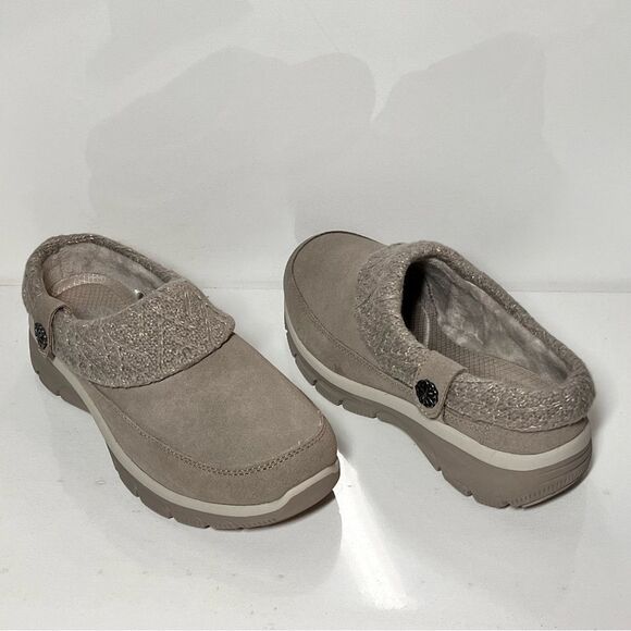 Skechers Full Bloom Easy Going Water-Repellent Suede Clogs - Picture 3 of 7